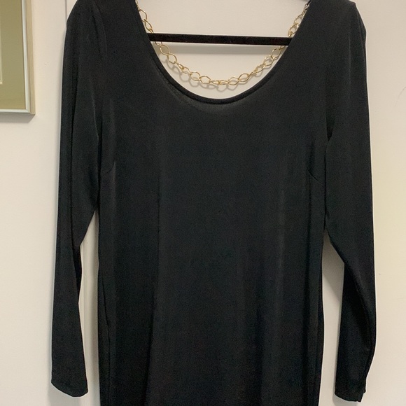 Venus Chainlink Detail Black Dress - Picture 4 of 9